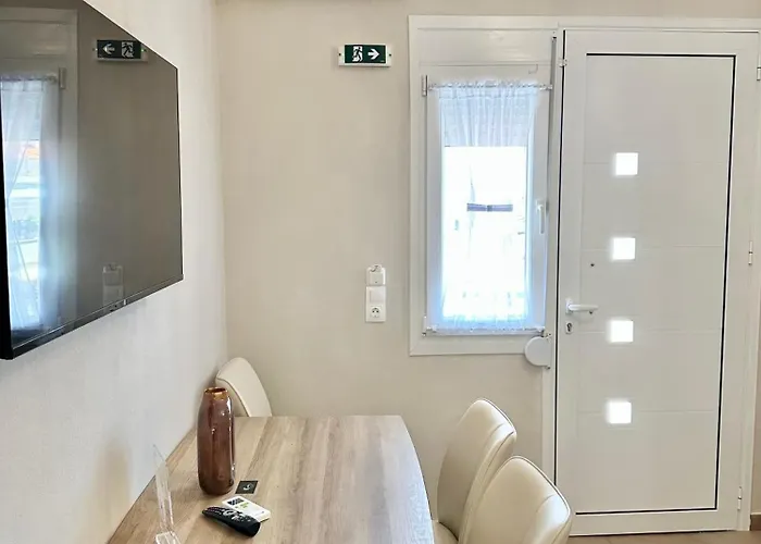 Lägenhet Comfy Center Nikiti (Sithonia)
