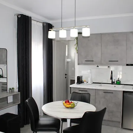 Comfy Center Nikiti (Sithonia)