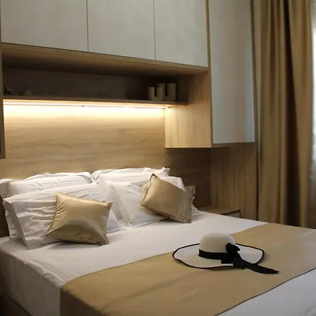 Comfy Center Apartment *