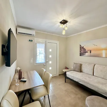 Comfy Center Apartment