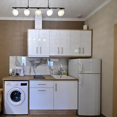 Comfy Center Apartment *