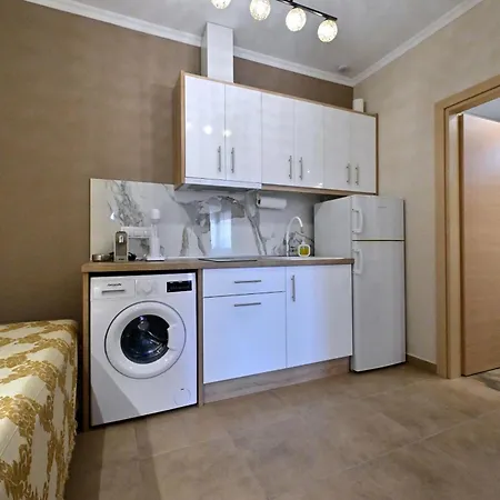 Comfy Center Apartment Nikiti (Sithonia)