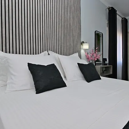 Apartment Comfy Center
