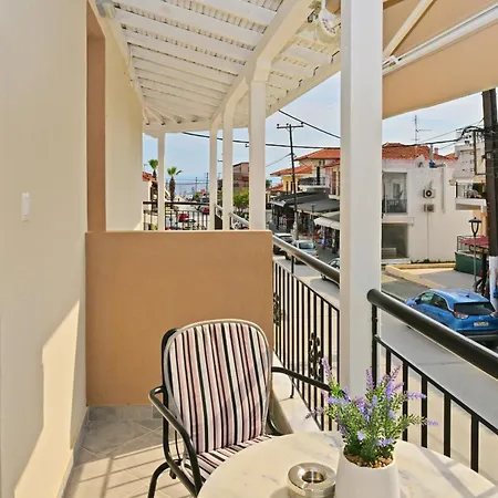 Comfy Center Nikiti (Sithonia)