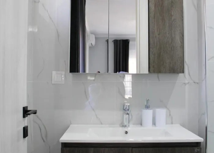 Appartement Comfy Center *