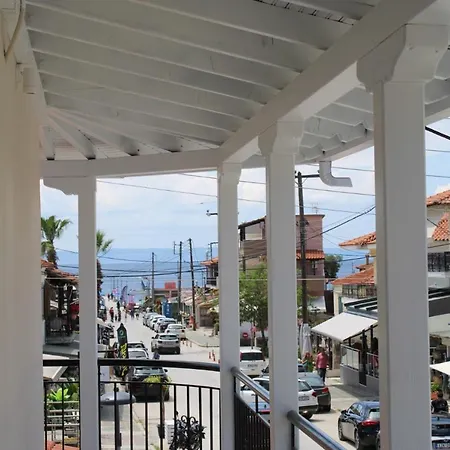 Comfy Center * 니키티