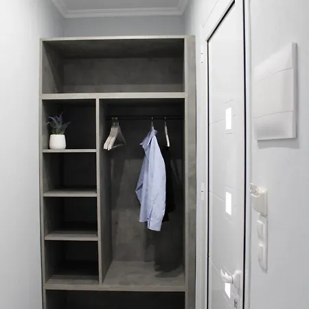 Comfy Center * 니키티