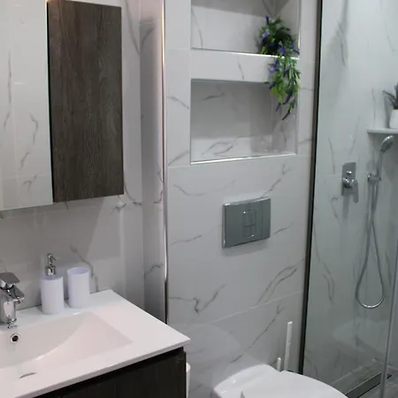 아파트 Comfy Center