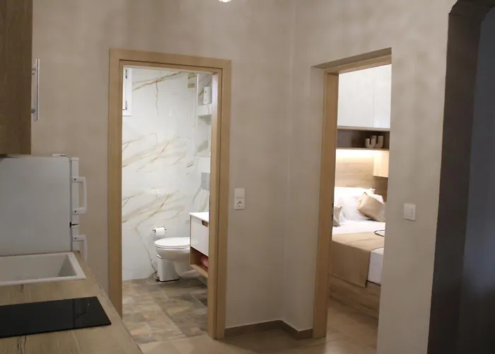 Comfy Center Nikiti (Sithonia)